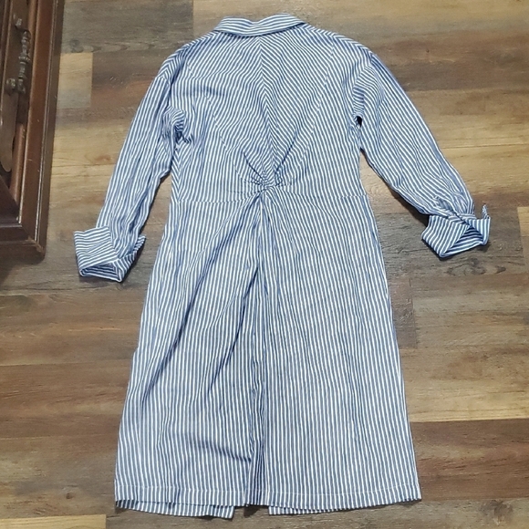 Vince Blue and White Striped Long Sleeve Dress - Picture 7 of 11